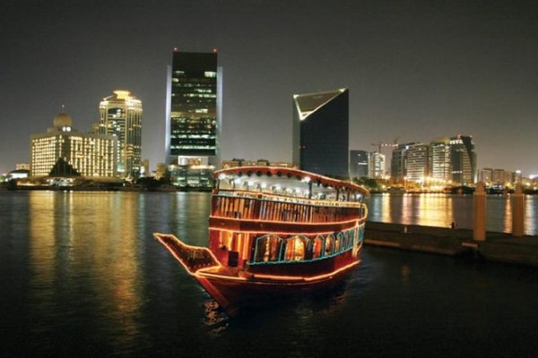 Dhow Cruise in Dubai
